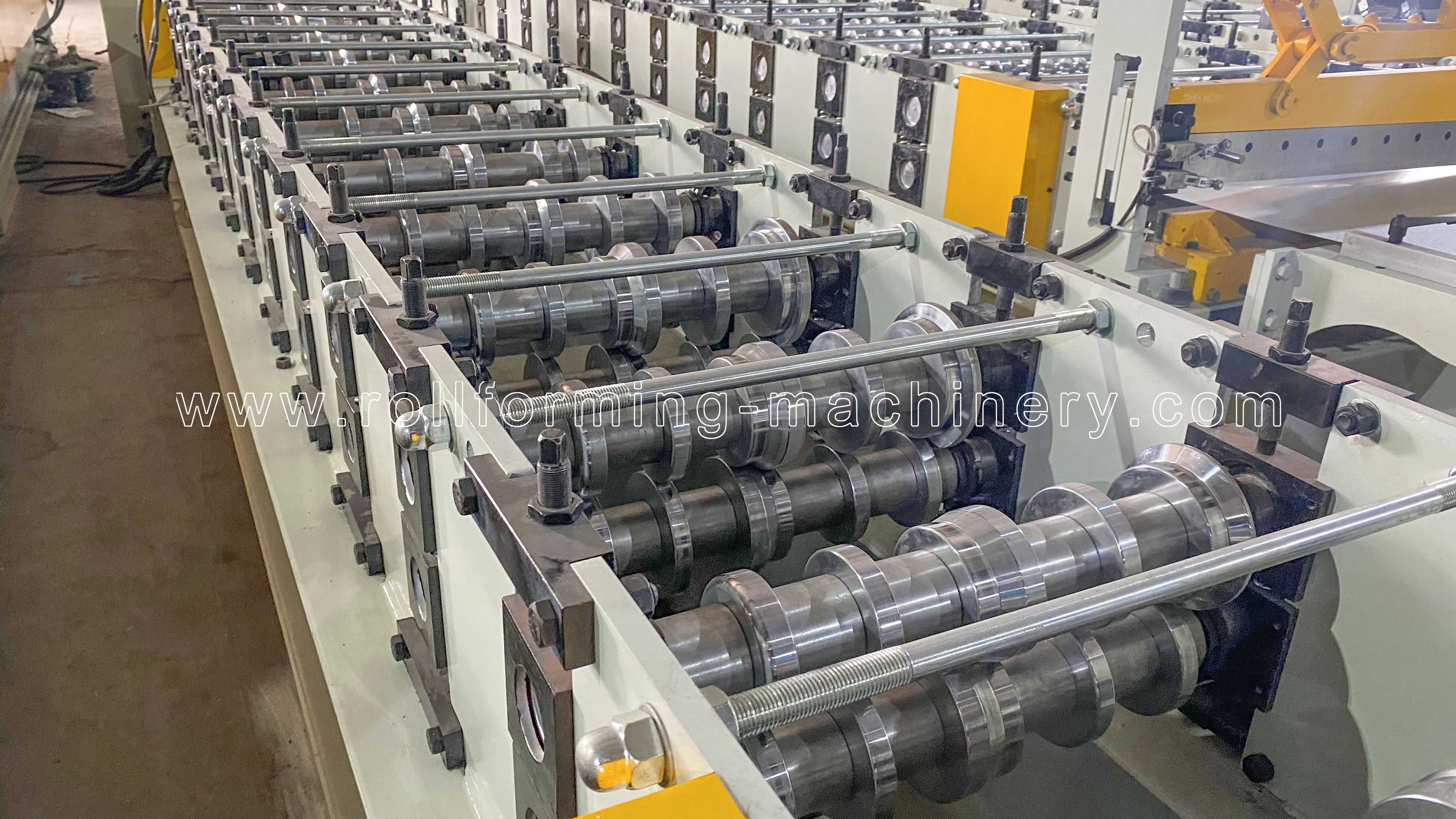 Профилегибочный стан