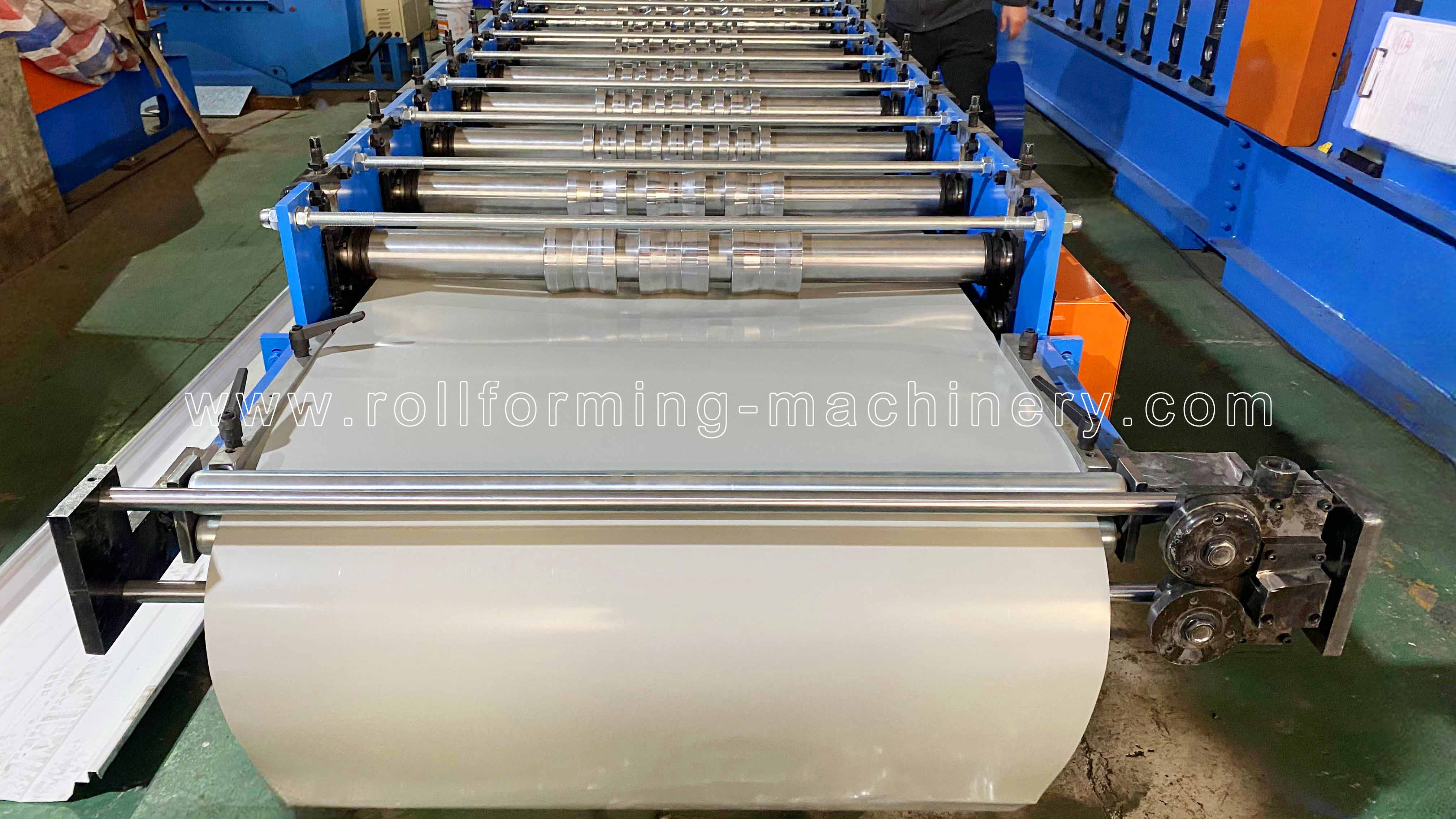 Направляющее устройство для кормления