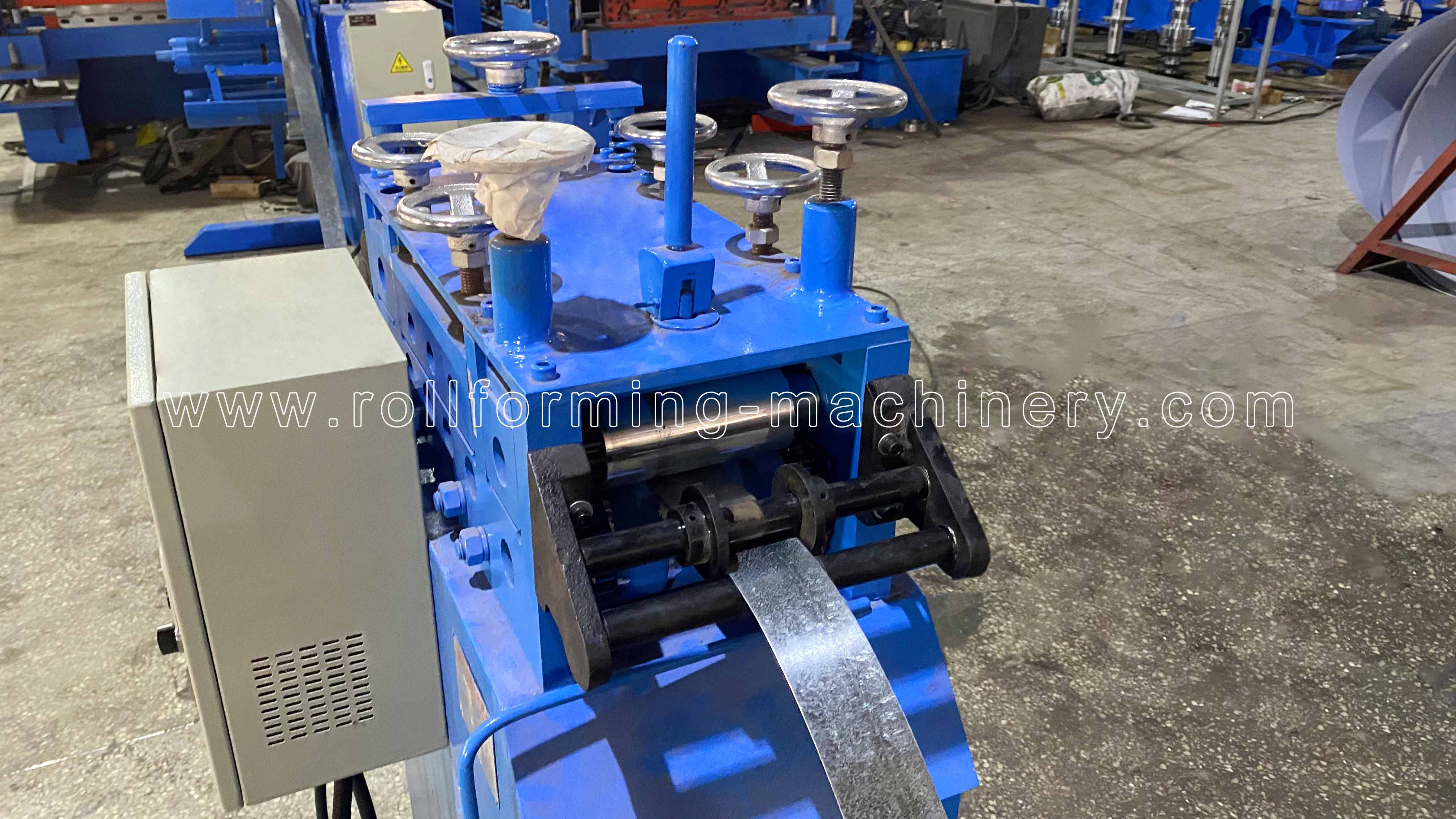 Выравнивающее устройство