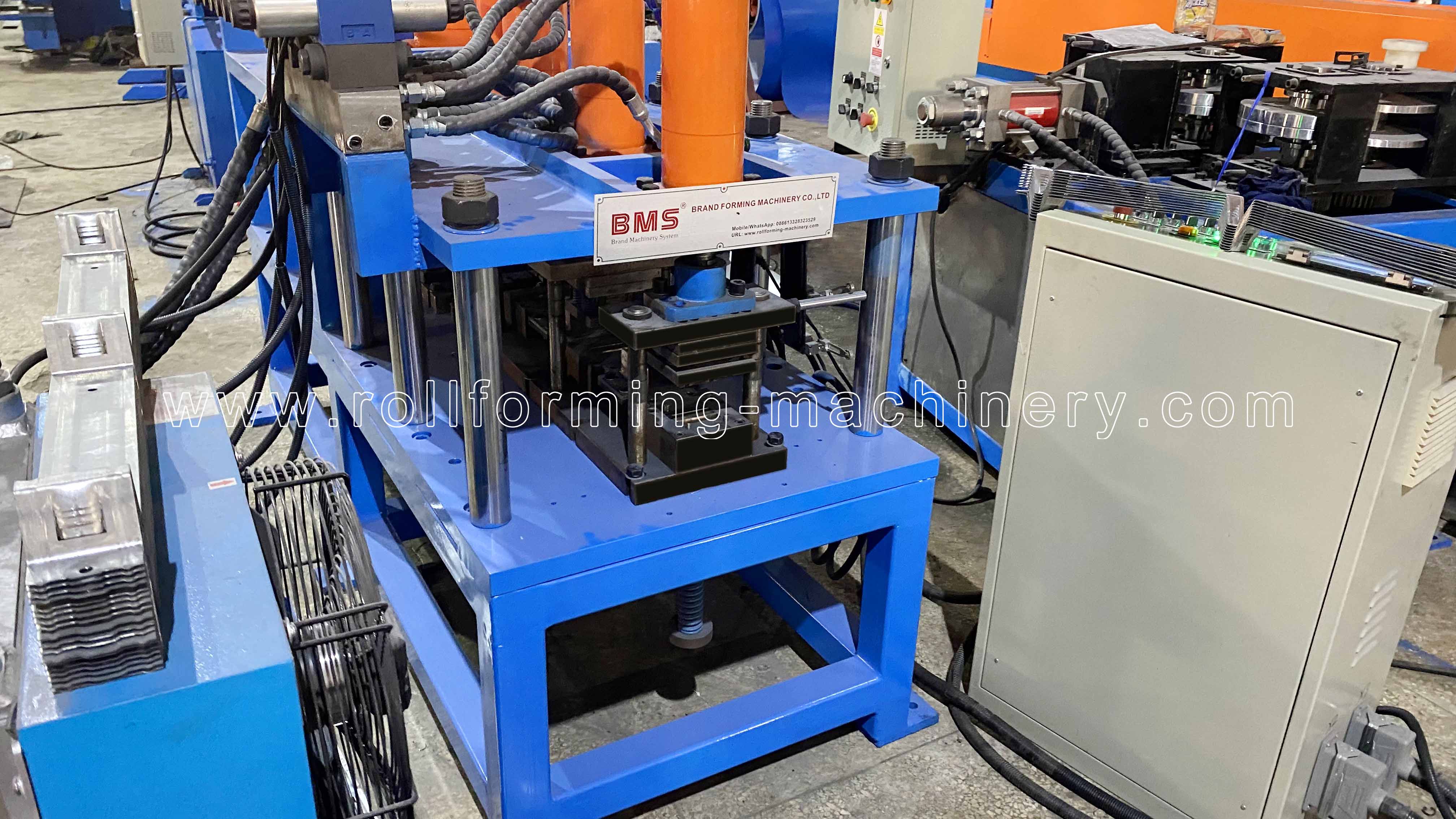 Законченная рулона и выходы профиля